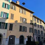Accademia Love *